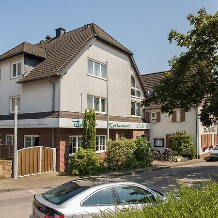 Hotel&Restaurant Zum Vater Rhein Monheim am Rhein Exterior foto